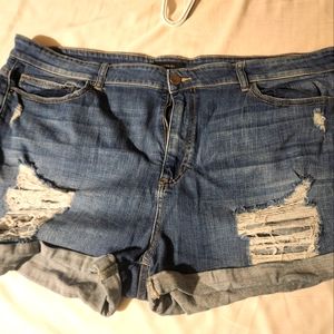 Distressed shorts